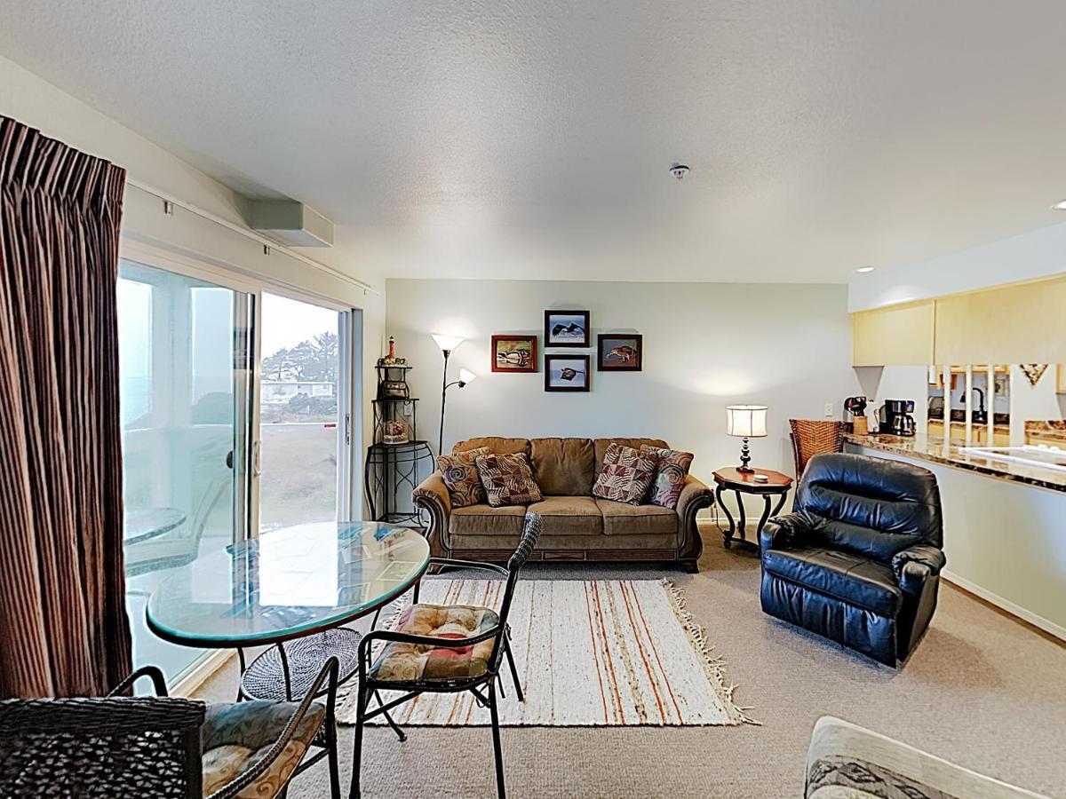 New Listing! Bay-View Beauty With Private Balcony Condo Λίνκολν Σίτι Εξωτερικό φωτογραφία
