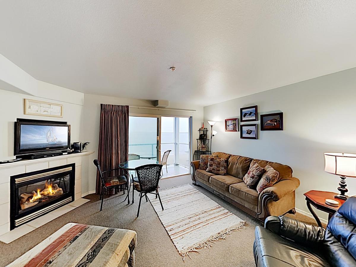 New Listing! Bay-View Beauty With Private Balcony Condo Λίνκολν Σίτι Εξωτερικό φωτογραφία